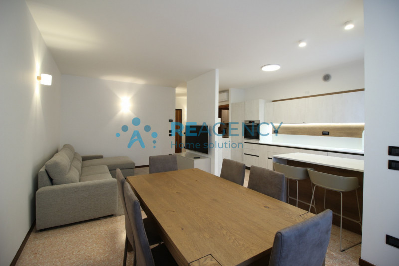 Thiene centro

Sei alla ricerca di un tricamere completamente arredato? 

Prezzo € 900 mensili (+...