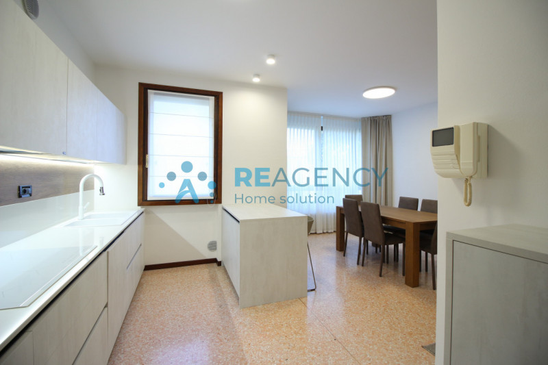 Thiene centro

Sei alla ricerca di un tricamere completamente arredato? 

Prezzo € 900 mensili (+...