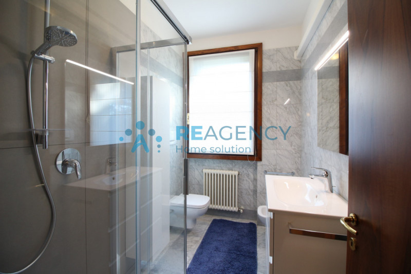 Thiene centro

Sei alla ricerca di un tricamere completamente arredato? 

Prezzo € 900 mensili (+...