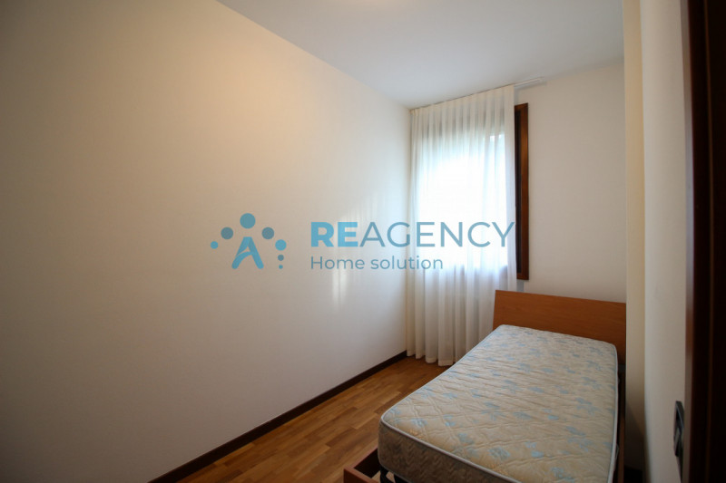 Thiene centro

Sei alla ricerca di un tricamere completamente arredato? 

Prezzo € 900 mensili (+...