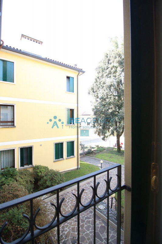 Thiene centro

Sei alla ricerca di un tricamere completamente arredato? 

Prezzo € 900 mensili (+...