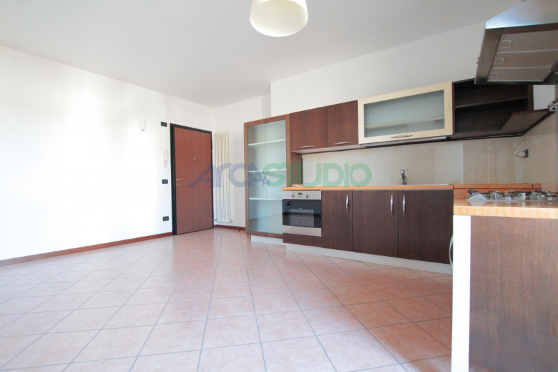 Bressanvido: spazioso mini appartamento posto in zona residenziale tranquilla, in centro paese!
P...