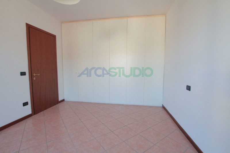 Bressanvido: spazioso mini appartamento posto in zona residenziale tranquilla, in centro paese!
P...