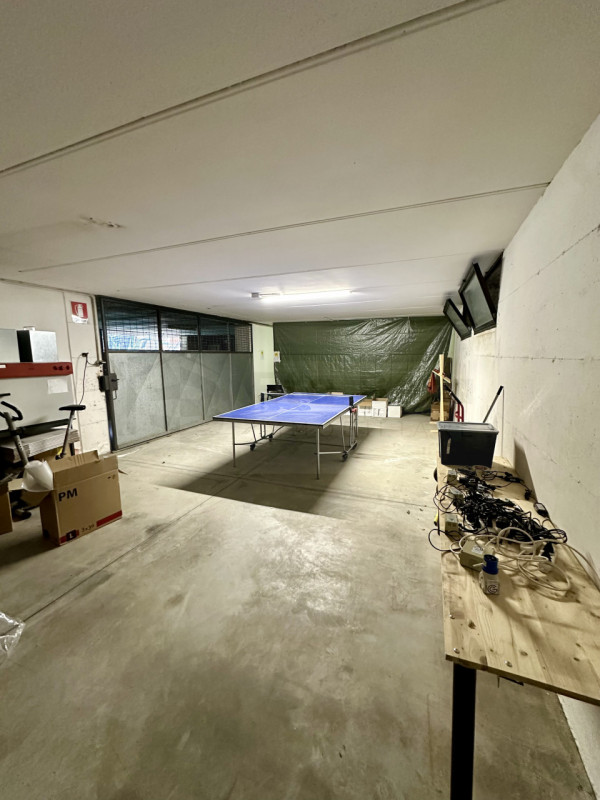 Nel centro pulsante di Limena, proponiamo in vendita un negozio spazioso e ben strutturato, ideal...