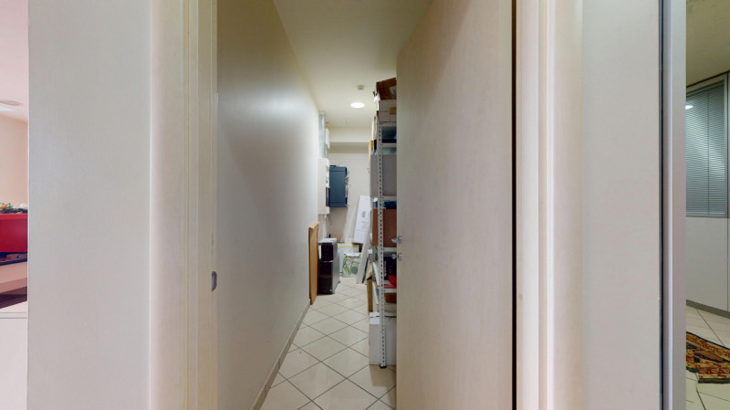 VICENZA OVEST

Posizionato nel cuore di San Felice, una delle zone più vivaci e strategiche di Vi...