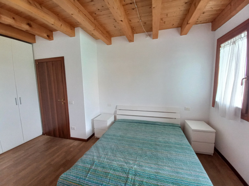 VICENZA-STRADA DI SAVIABONA: IN ELEGANTE RESIDENCE BILOCALE  ARREDATO CON POSTO AUTO COPERTO E CA...