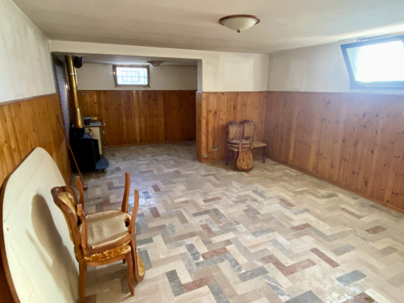 Inserita in un quartiere residenziale nel centro di Castelfranco V.to, proponiamo alla vendita un...