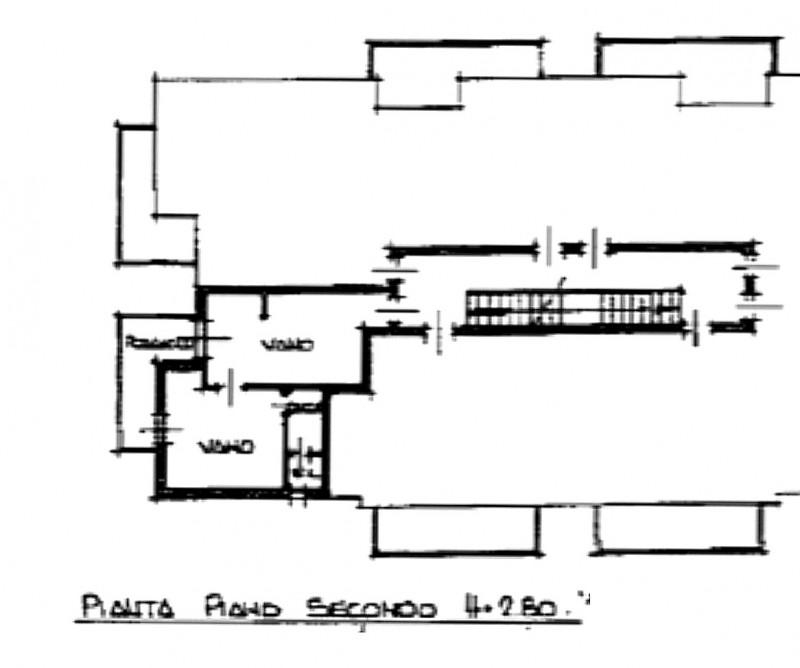 ELEGANTE BILOCALE ARREDATO ALLA STANGA CON OTTIMA RENDITA DI EURO 1.500 MENSILI €.170.000 rif.CL5...
