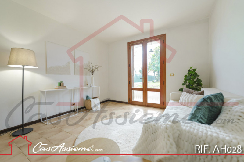 Rif. AH028
OPEN HOUSE SABATO 06/12 - ULTIME DISPONIBILITA'!!
In una zona tranquilla e immersa nel...