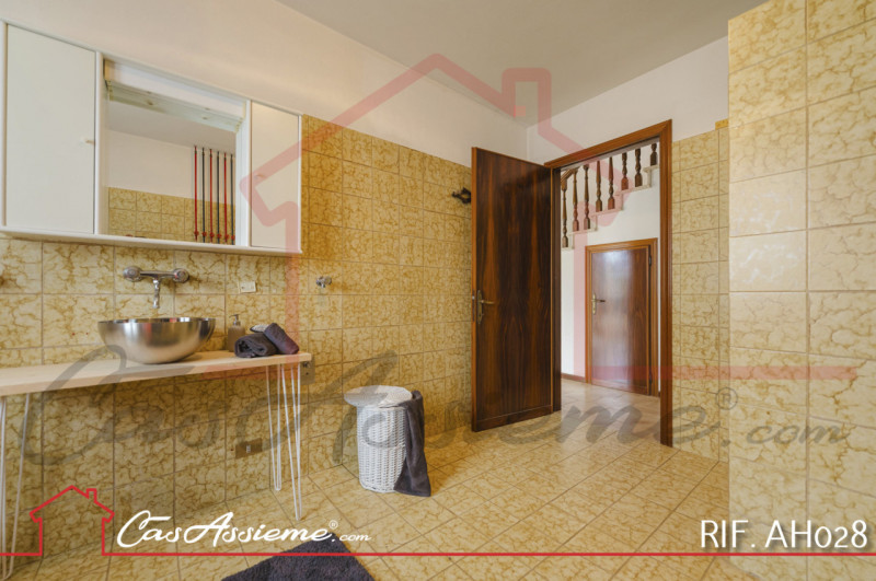 Rif. AH028
OPEN HOUSE SABATO 06/12 - ULTIME DISPONIBILITA'!!
In una zona tranquilla e immersa nel...