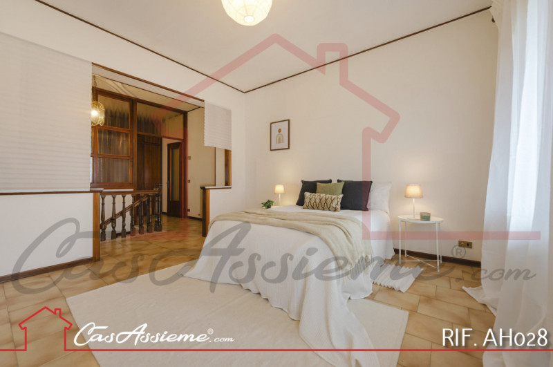 Rif. AH028
OPEN HOUSE SABATO 06/12 - ULTIME DISPONIBILITA'!!
In una zona tranquilla e immersa nel...