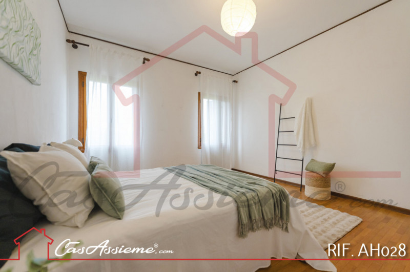 Rif. AH028
OPEN HOUSE SABATO 06/12 - ULTIME DISPONIBILITA'!!
In una zona tranquilla e immersa nel...