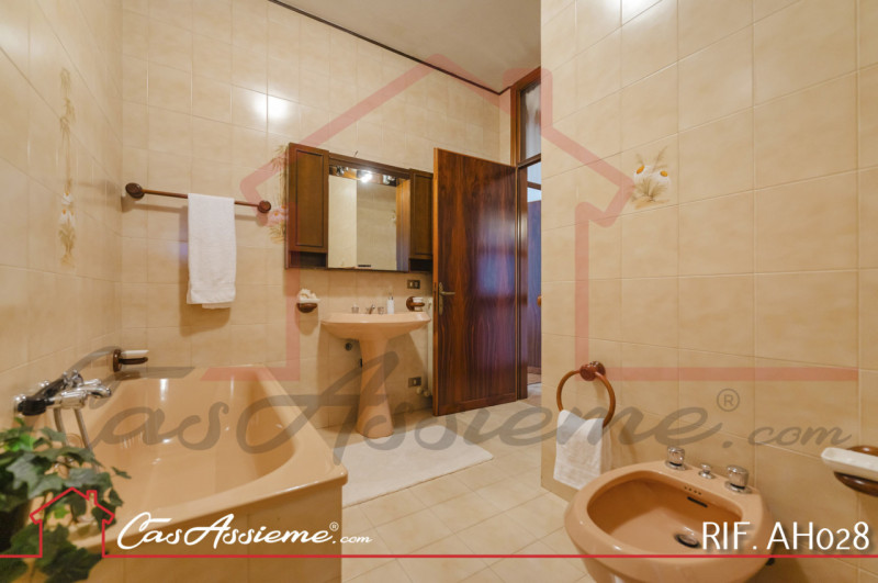 Rif. AH028
OPEN HOUSE SABATO 06/12 - ULTIME DISPONIBILITA'!!
In una zona tranquilla e immersa nel...