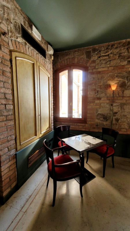 STAI CERCANDO UN BAR GIA’ AVVIATO IN UNA POSIZIONE STREPITOSA?!

Ho qui quello che ti serve!
Ci t...