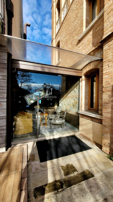 QUESTO RISTORANTE CON BAR E’ CIO’ DI CUI HAI BISOGNO PER DAR VOCE ALLA TUA IMPRENDITORIALITA’!

C...