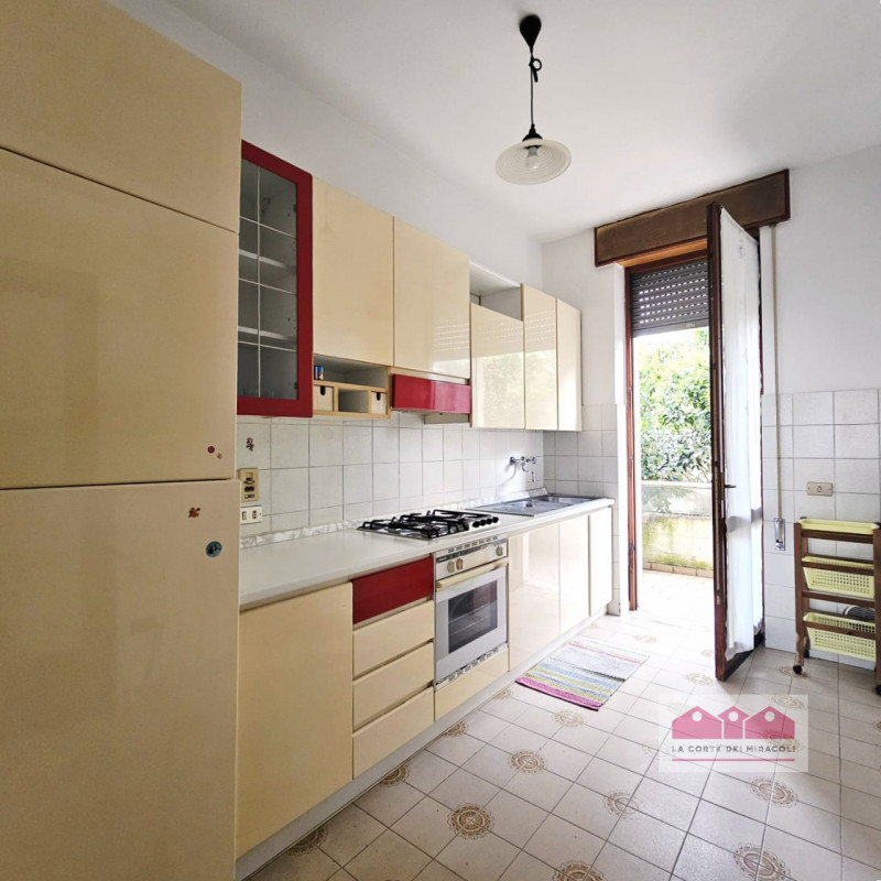 VICENZA SAN PIO X: SEI ALLA RICERCA DI UN BICAMERE SPAZIOSO DA REINVENTARE A TUO GUSTO IN OTTIMO ...