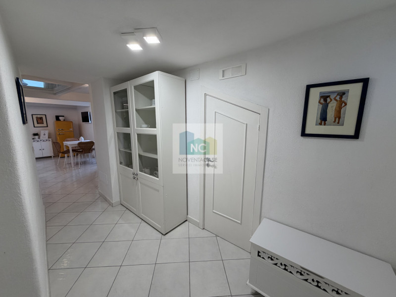 Scopri un angolo di paradiso a Forio, in pieno centro e a pochi passi dal porto. Ti presentiamo u...