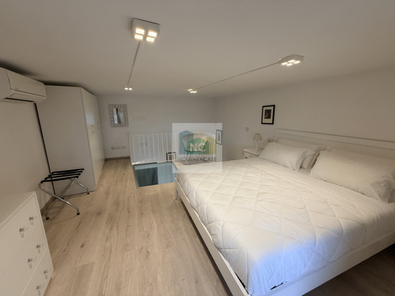 Scopri un angolo di paradiso a Forio, in pieno centro e a pochi passi dal porto. Ti presentiamo u...