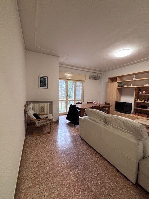 Forcellini: centralissimo appartamento in una palazzina ottimamente tenuta nel cuore del quartier...