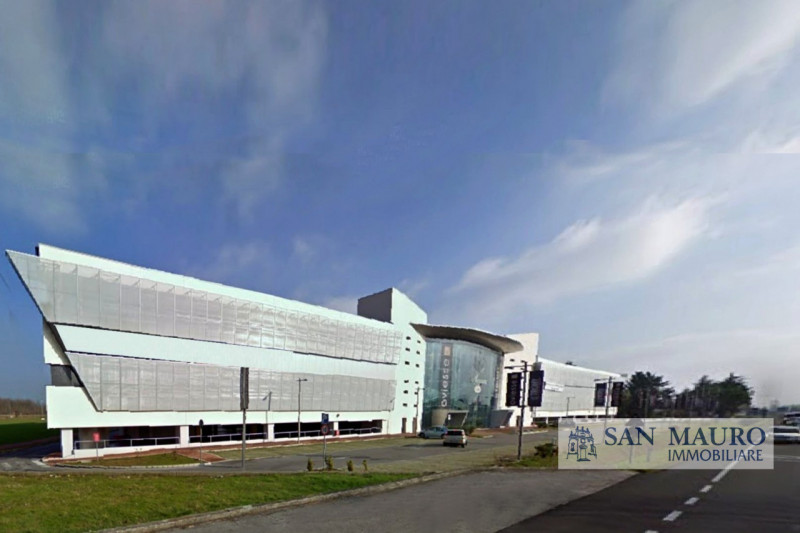 ANNUNCIO INVESTITORI – Opportunità Unica: 2.000 m² nel nuovo “San Mauro Space”, il più grande cen...