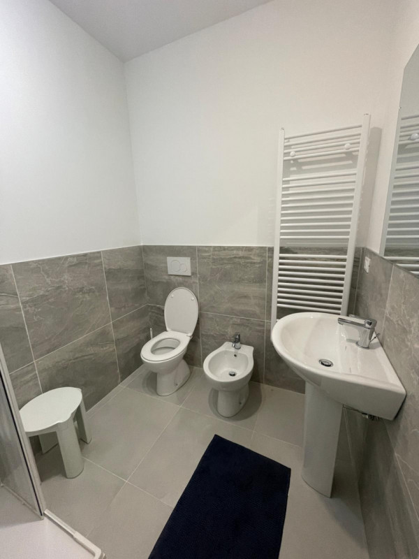 ZONA FERROVIERI– BILOCALE PIANO TERRA 

Moderno bilocale situato nel cuore della zona Ferrovieri,...