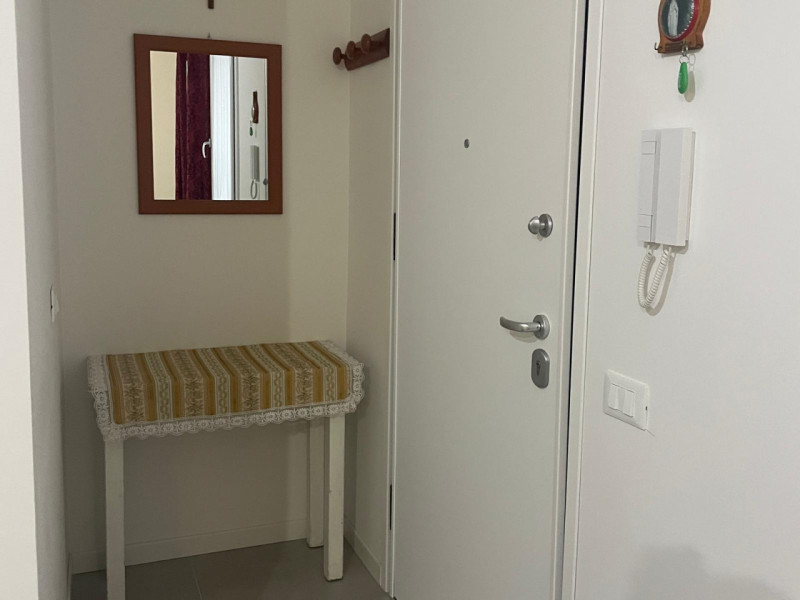 ZONA FERROVIERI– BILOCALE PIANO TERRA 

Moderno bilocale situato nel cuore della zona Ferrovieri,...