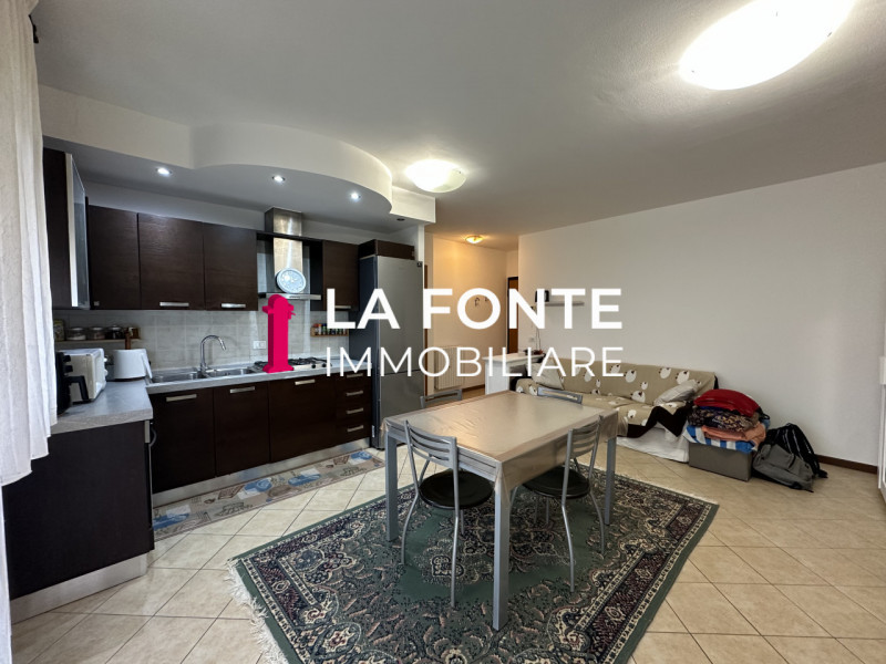 PER QUESTO IMMOBILE NON SI ACCETTANO PROPOSTE VINCOLATE AL MUTUO.

NOVENTA PADOVANA - all'interno...