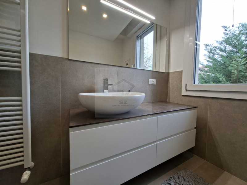 PADOVA-MADONNA PELLEGRINA 

In zona Madonna Pellegrina, a pochi minuti dal centro città e comodis...