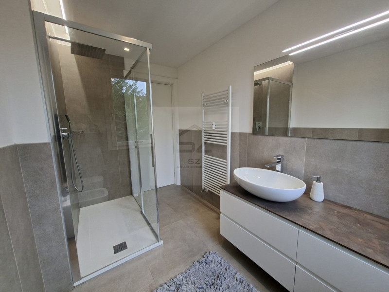 PADOVA-MADONNA PELLEGRINA 

In zona Madonna Pellegrina, a pochi minuti dal centro città e comodis...