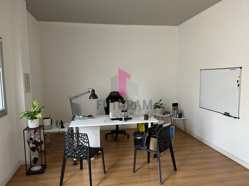 VIGONZA - Rif: 645VMIC - Per info 3473209826 - In zona Industriale a PERAGA, comodo alle tangenzi...