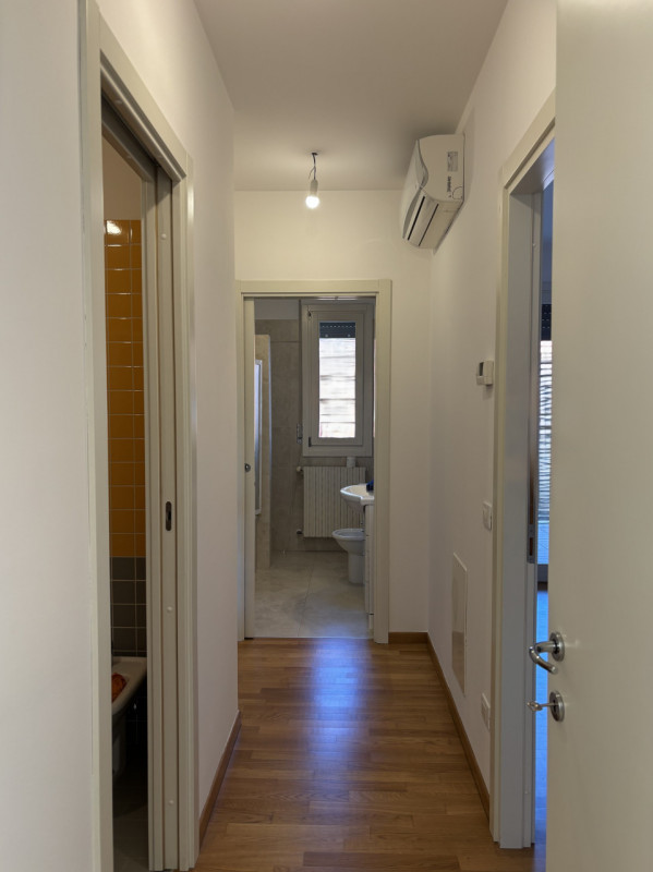 A CONSELVE APPARTAMENTO IN LOCAZIONE !!!, COMODISSIMO, AL PIANO SECONDO CON ASCENSORE !!! 

Sono ...