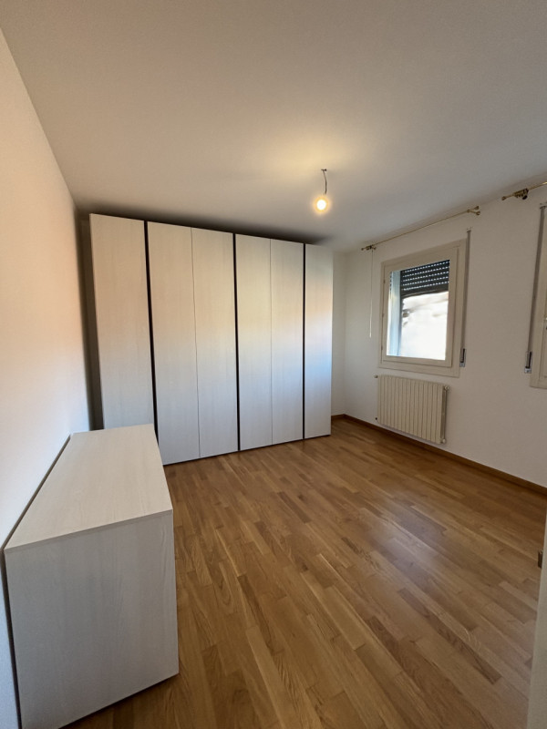 A CONSELVE APPARTAMENTO IN LOCAZIONE !!!, COMODISSIMO, AL PIANO SECONDO CON ASCENSORE !!! 

Sono ...