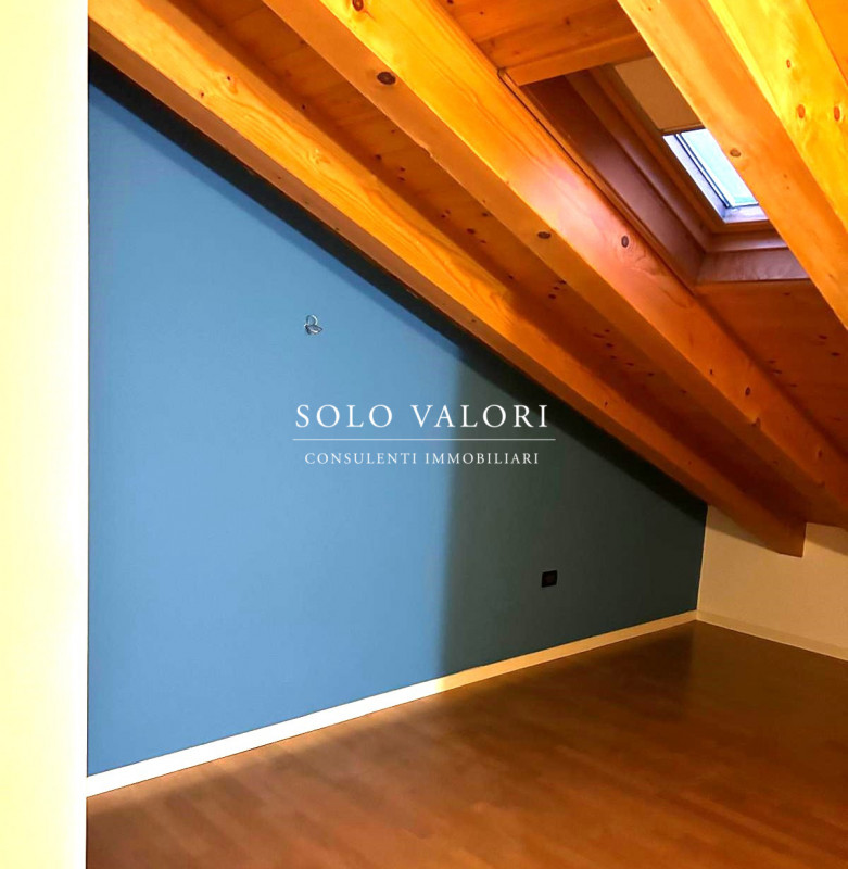 Rif. A905 (per info 392 6956333 Nada - 338 9387816 Matteo)

Duplex situato in frazione di Vedelag...