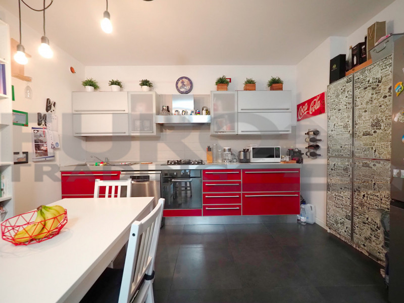 In una delle aree più piacevoli e curate di Zero Branco, proponiamo raffinato appartamento al pia...