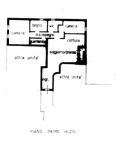 Scopri questo splendido appartamento trilocale situato al primo piano di una palazzina moderna in...