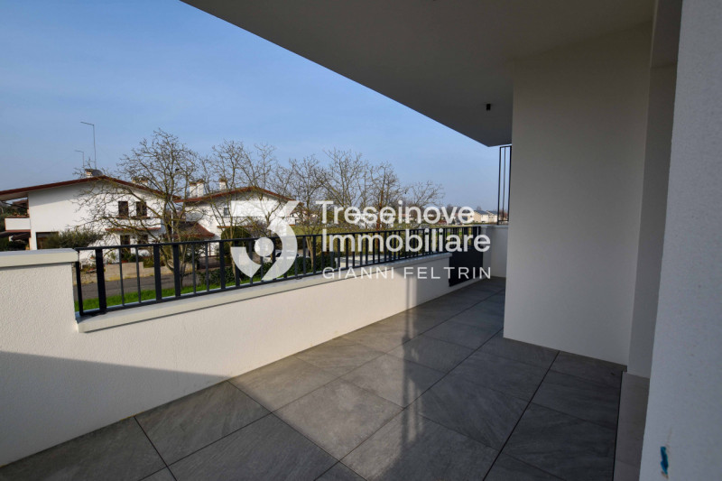 (Per INFO Feltrin ing. Gianni 3288349492) Proponiamo in vendita nuovo appartamento al primo piano...