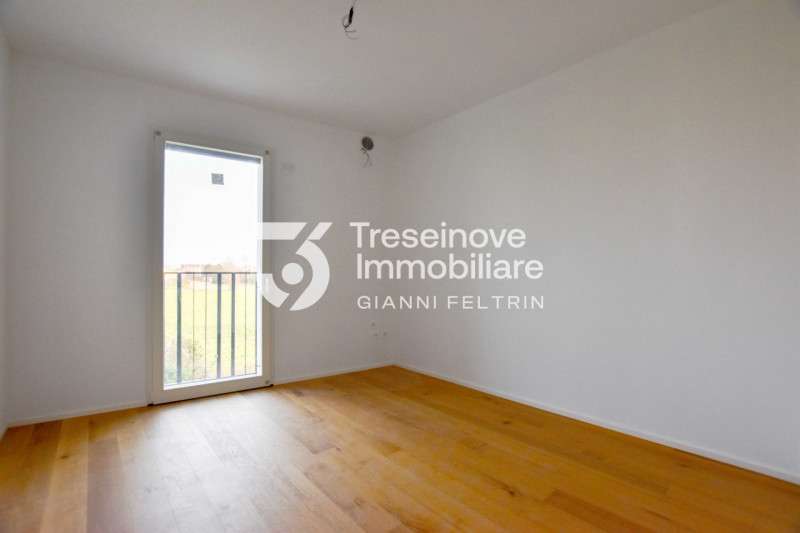 (Per INFO Feltrin ing. Gianni 3288349492) Proponiamo in vendita nuovo appartamento al primo piano...