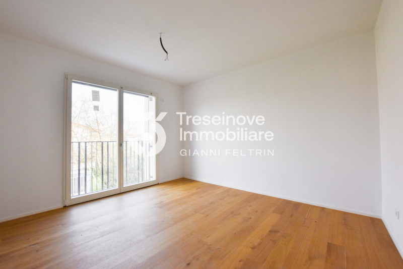 (Per INFO Feltrin ing. Gianni 3288349492) Proponiamo in vendita nuovo appartamento al primo piano...
