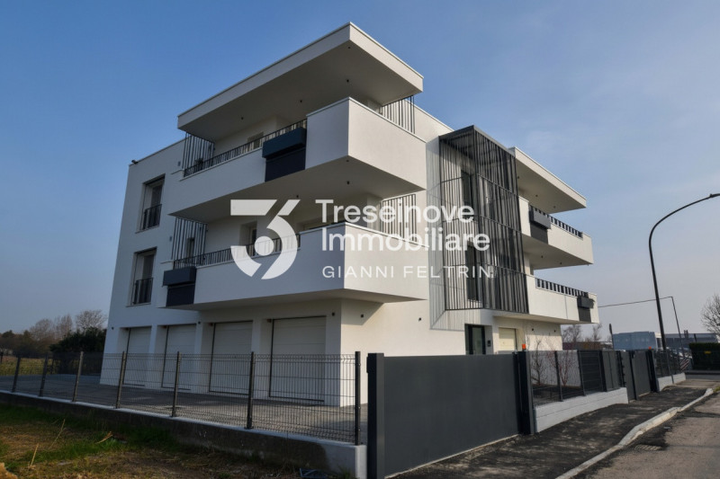 (Per INFO Feltrin ing. Gianni 3288349492) Proponiamo in vendita nuovo appartamento al primo piano...