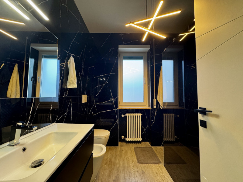 Schio - Bicamere al piano primo arredato - Euro 159.000

Open House Day! Sabato 13 Dicembre dalle...