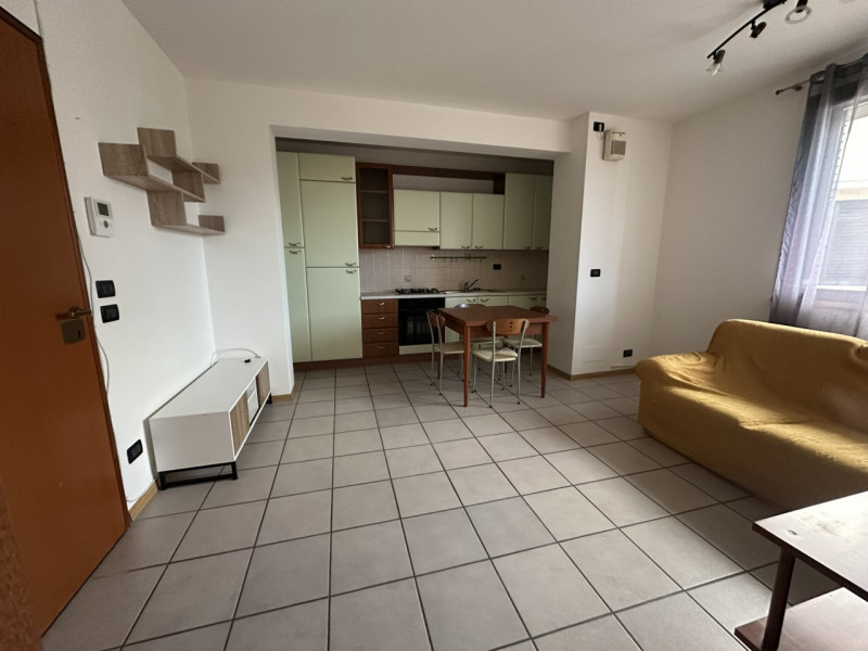 OTTIMO BILOCALE VICINO ALLA STAZIONE DI MONTEGROTTO VENDESI 

Immobile in esclusiva al Gruppo Pad...