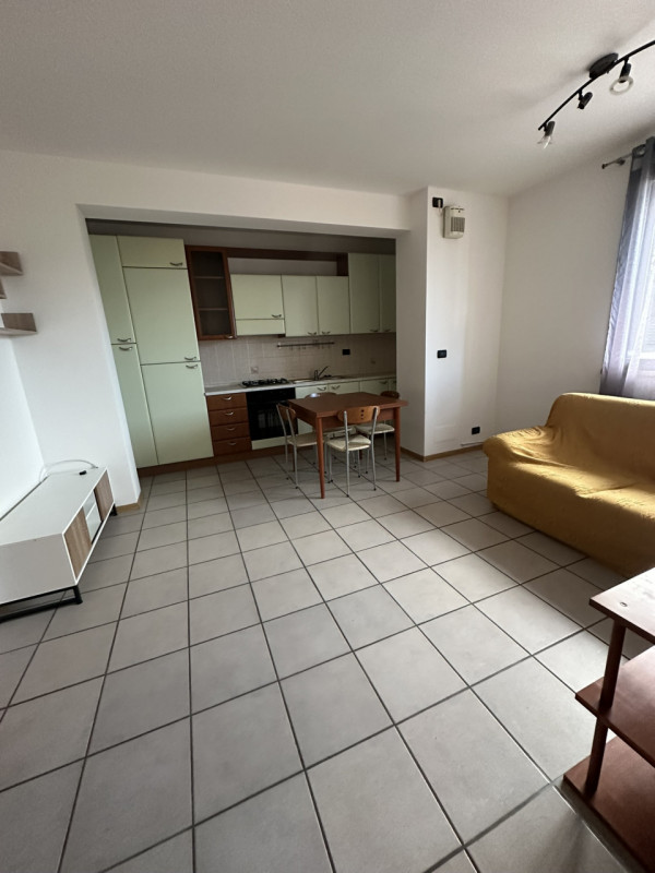 OTTIMO BILOCALE VICINO ALLA STAZIONE DI MONTEGROTTO VENDESI 

Immobile in esclusiva al Gruppo Pad...