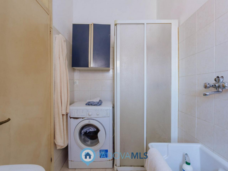 Immobile in esclusiva al Gruppo Padova MLS
In una tranquilla zona di campagna ad Agna, non distan...