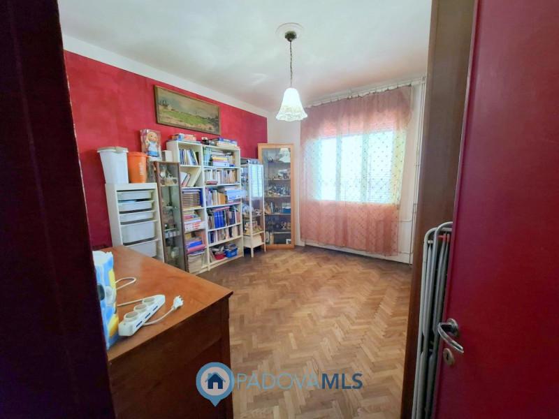 Immobile in esclusiva al Gruppo Padova MLS
PORZIONE DI BIFAMILIARE – MADONNA PELLEGRINA – ULTIMO ...