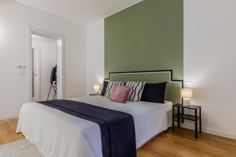 TI INVITIAMO A VISITARE PRIMA IL VIRTUL TOUR 3D DELL'APPARTAMENTO.
COSI' POTRAI VISITARLO SOLO SE...