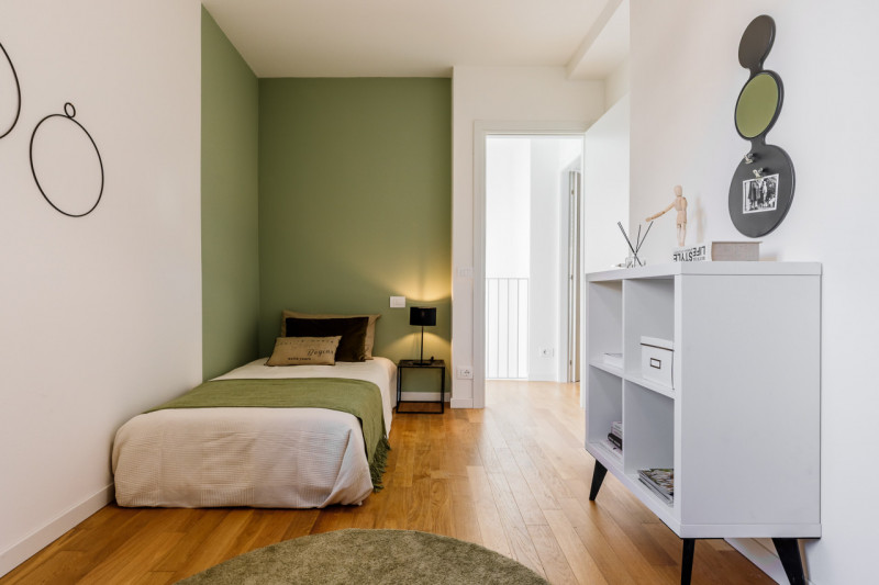 TI INVITIAMO A VISITARE PRIMA IL VIRTUL TOUR 3D DELL'APPARTAMENTO.
COSI' POTRAI VISITARLO SOLO SE...