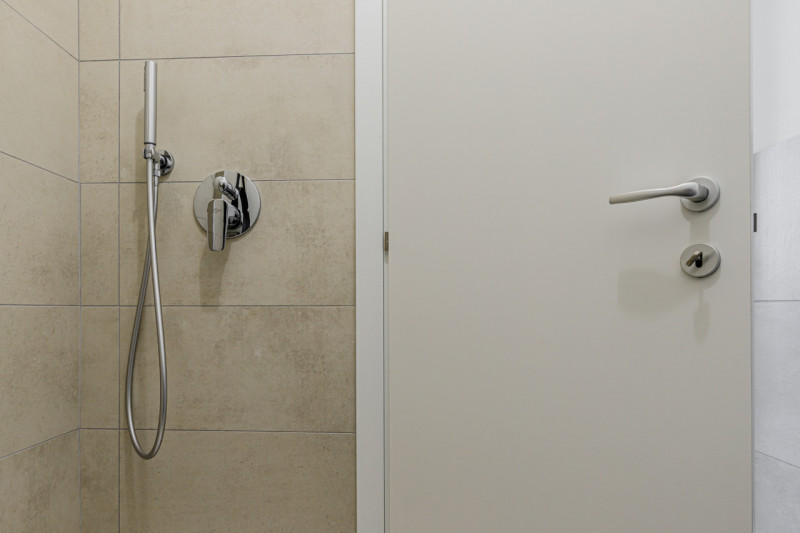 TI INVITIAMO A VISITARE PRIMA IL VIRTUL TOUR 3D DELL'APPARTAMENTO.
COSI' POTRAI VISITARLO SOLO SE...