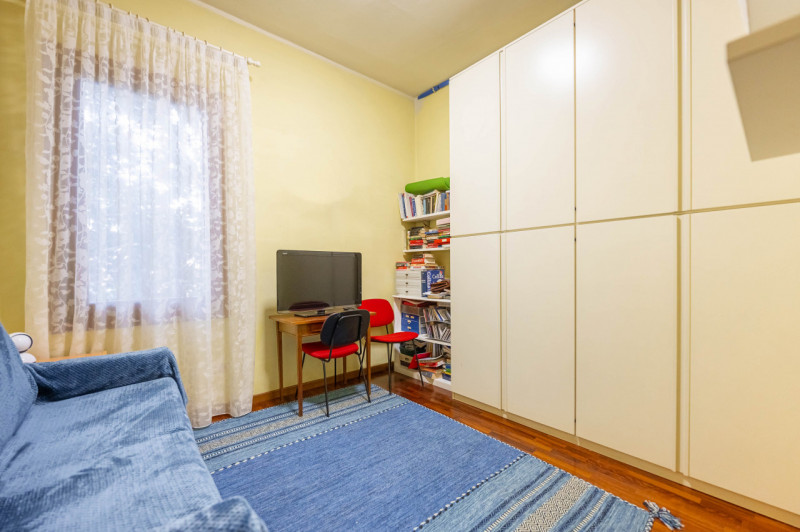 Ad un passo dalle mura cittadine, in un contesto esclusivo e prestigioso, PORZIONE DI BIFAMILIARE...