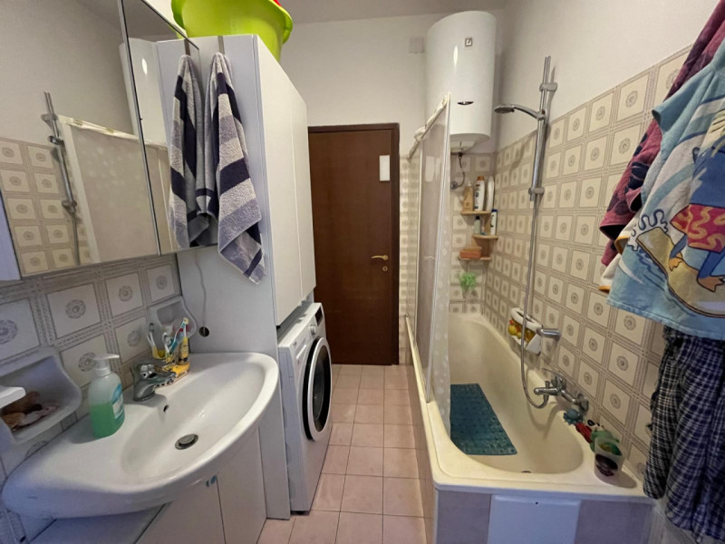 ARCELLA-SAN BELLINO

Proponiamo in vendita un appartamento posto al primo piano, di una palazzina...