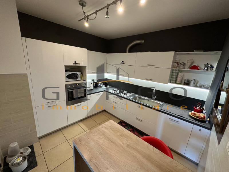 (Per INFO Cristina 3389226442) Recente villetta con giardino e taverna in zona verde e silenziosa...